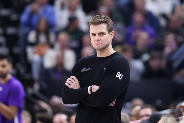 杜锋:球队大换血过程中 希望年轻队员承担更多