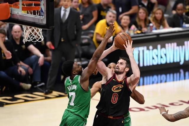 欧协联决赛来袭！切尔西有望冲击超级全满贯